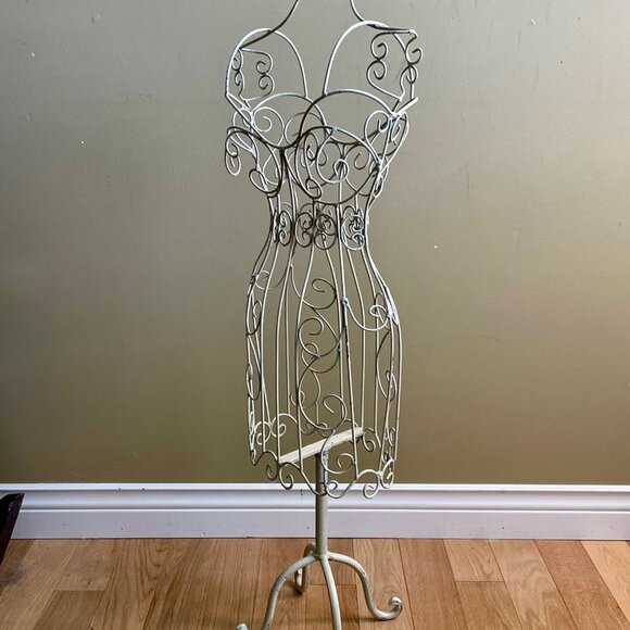 Petite Vintage Decorative Wire Dress Form / Accent Piece - Picture 5 of 12